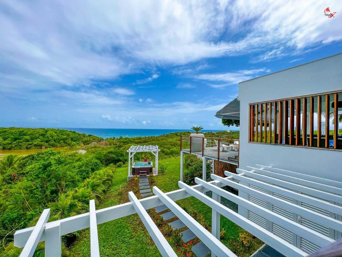 The View - Magnifique Villa Face A La Mer Sainte-Anne  Exterior photo