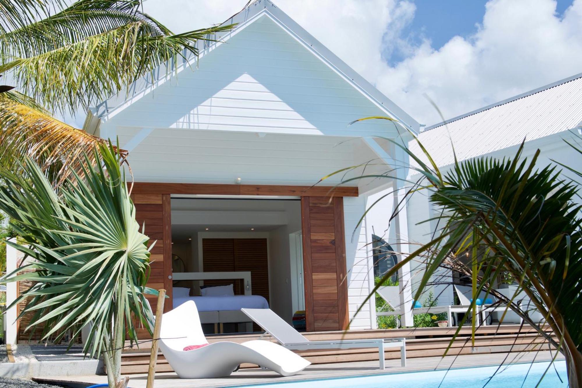 The View - Magnifique Villa Face A La Mer Sainte-Anne  Exterior photo